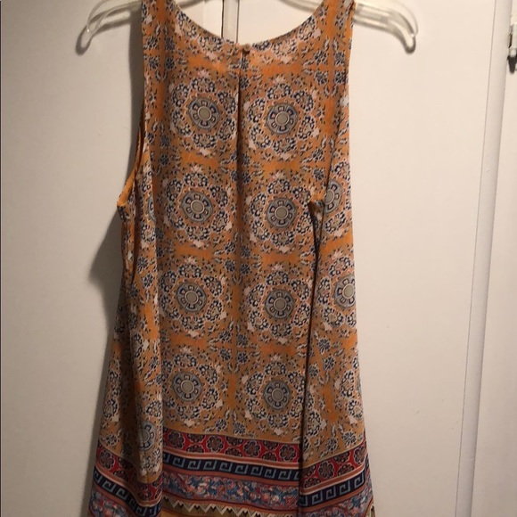 Floral Blouse - Picture 2 of 3